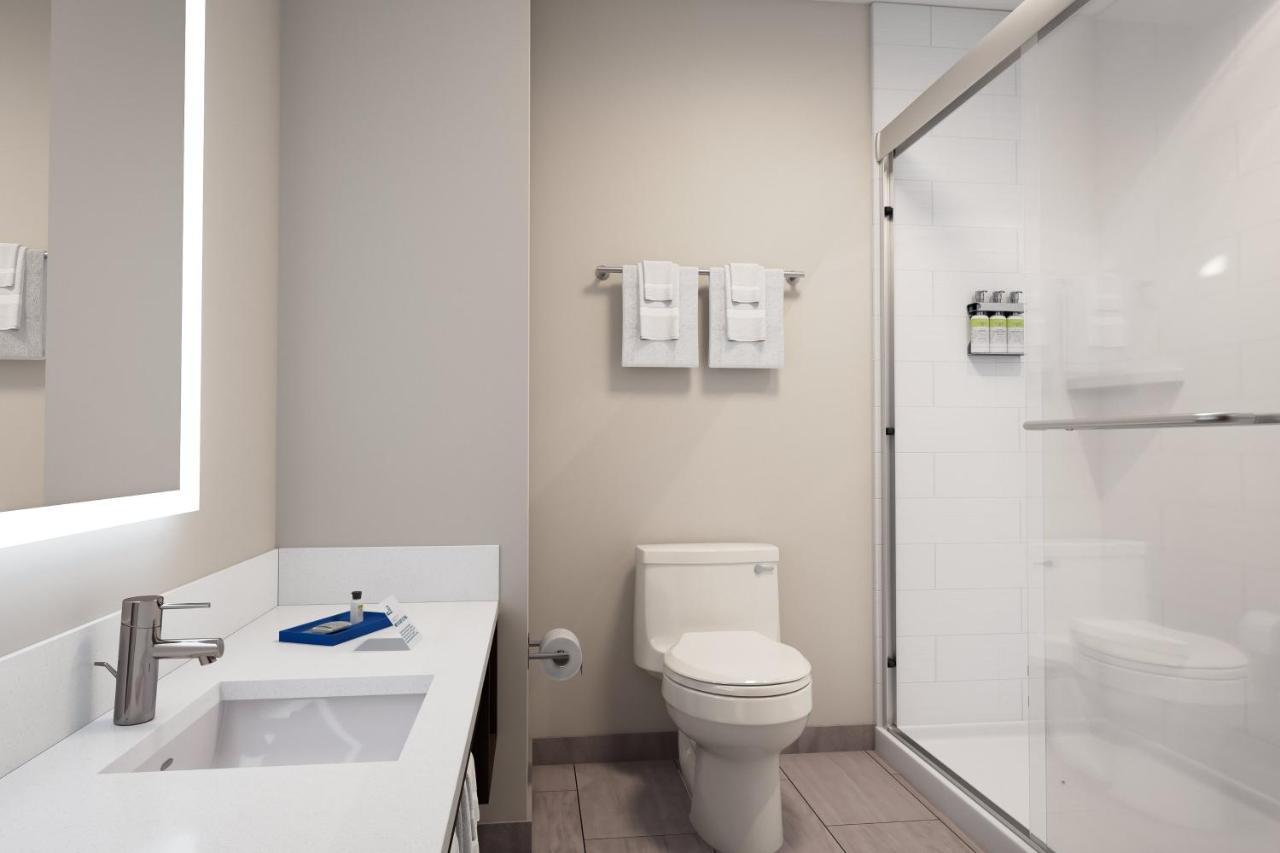 Holiday Inn Express & Suites Ridgecrest - China Lake By Ihg Экстерьер фото