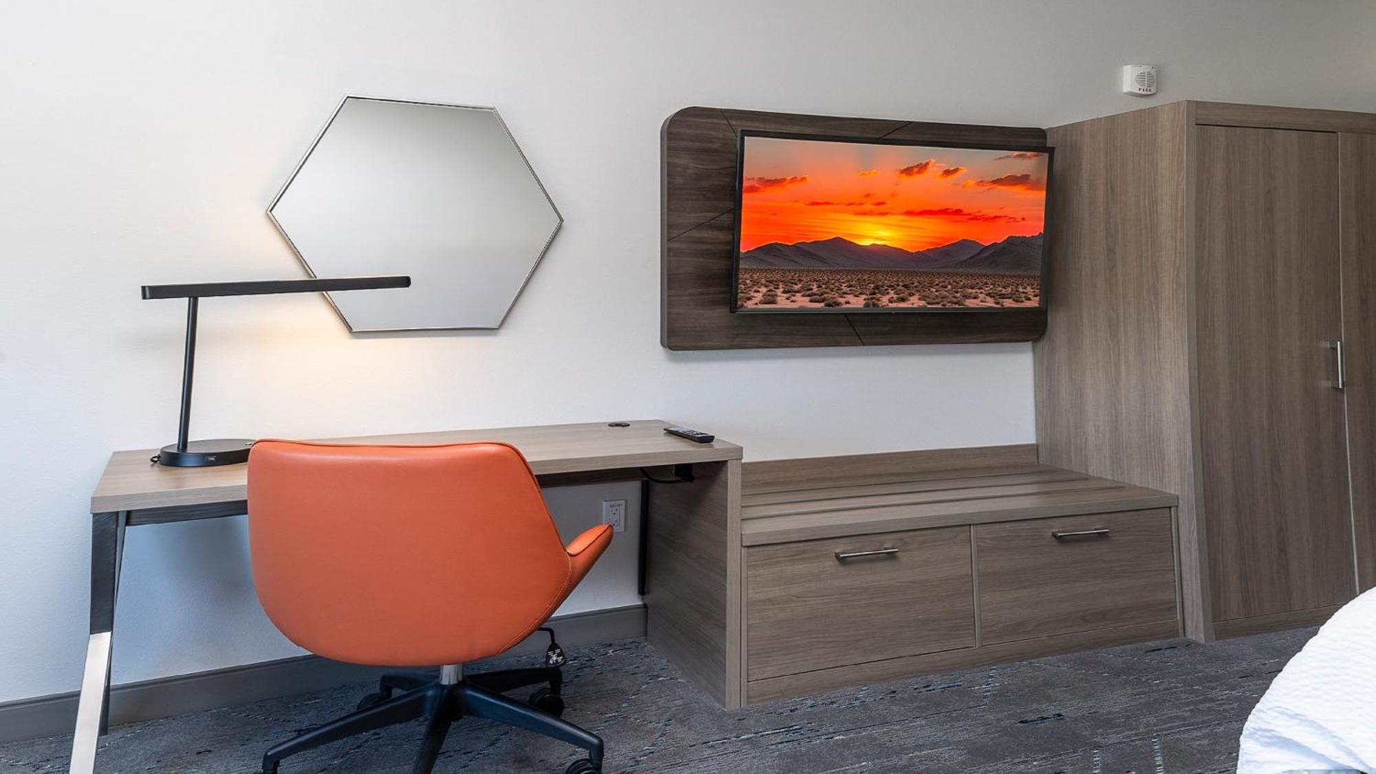 Holiday Inn Express & Suites Ridgecrest - China Lake By Ihg Экстерьер фото