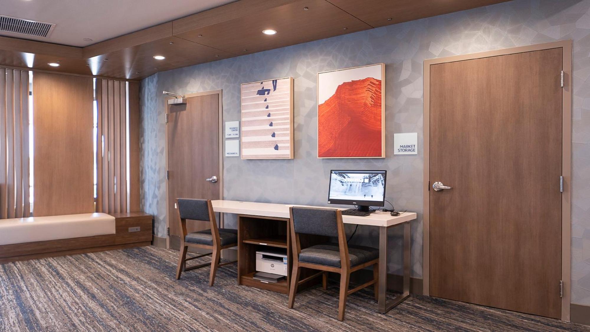 Holiday Inn Express & Suites Ridgecrest - China Lake By Ihg Экстерьер фото