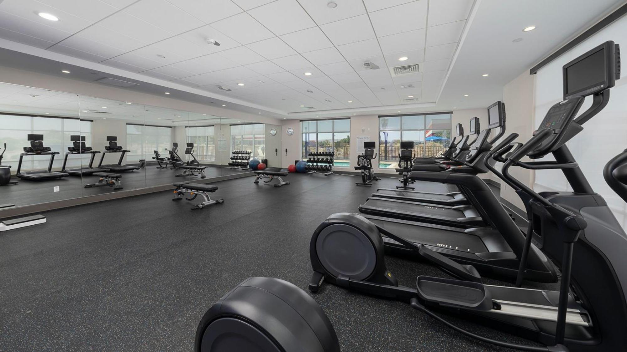 Holiday Inn Express & Suites Ridgecrest - China Lake By Ihg Экстерьер фото